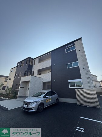 GREEN GABLES FAMIRIA Bの物件外観写真